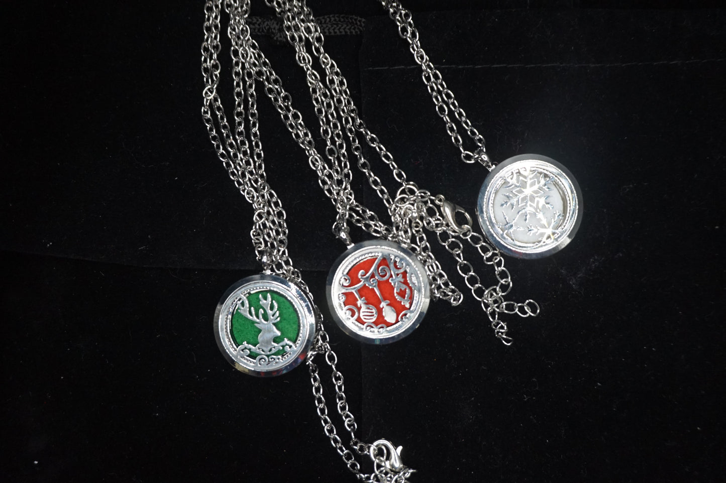 Set Of 3 Christmas Themed Aroma Therapy Necklaces