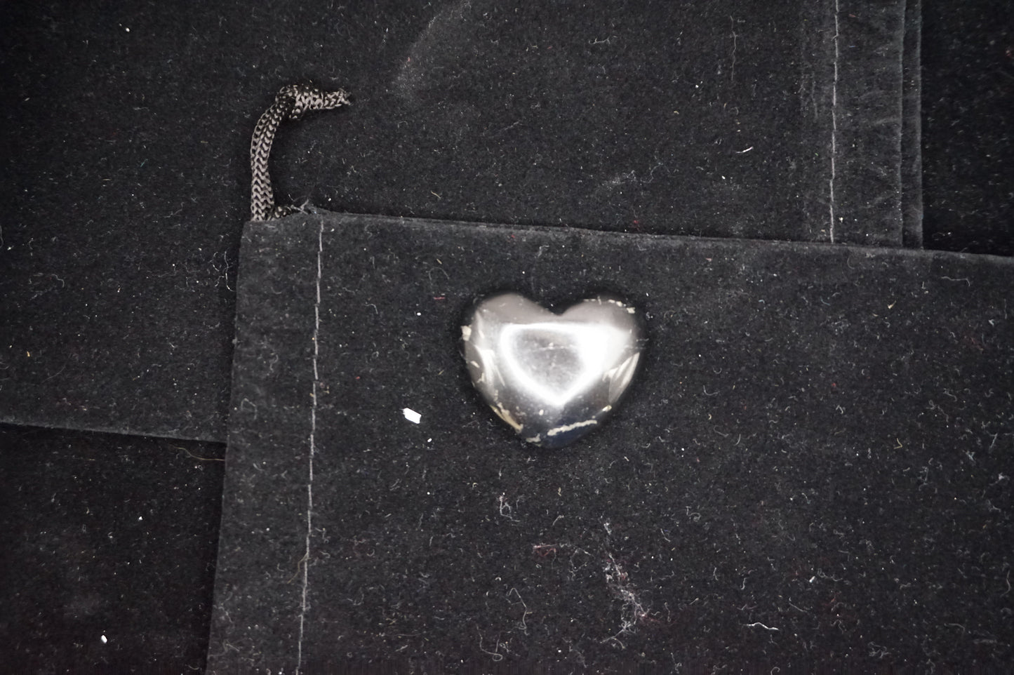 Shungite heart