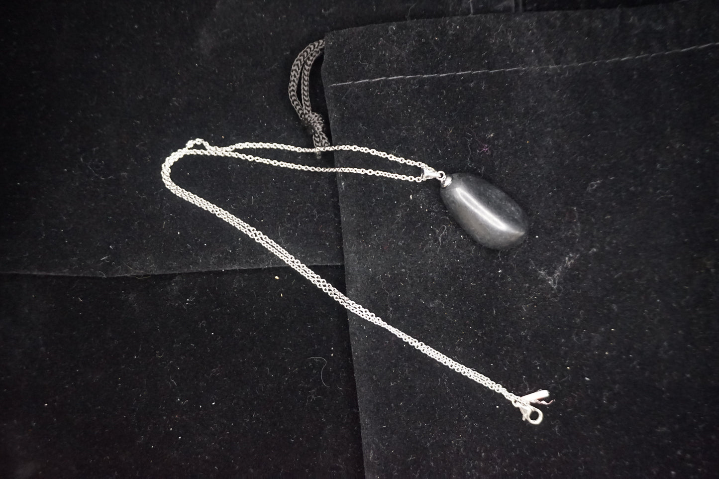 18in Silver chain with Shungite pendant