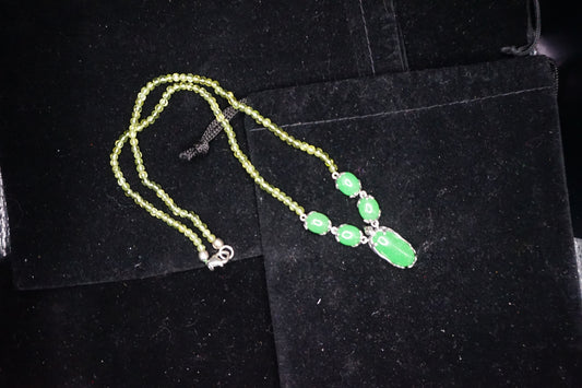 Green Jade and Peridot 18in Necklace